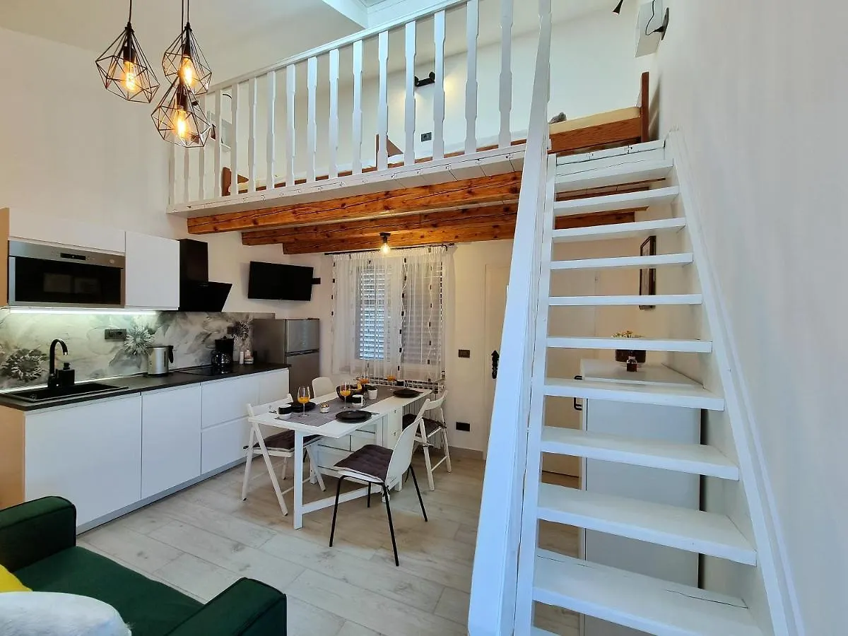 Apartments Zonta Rovigno 0*,  Croazia